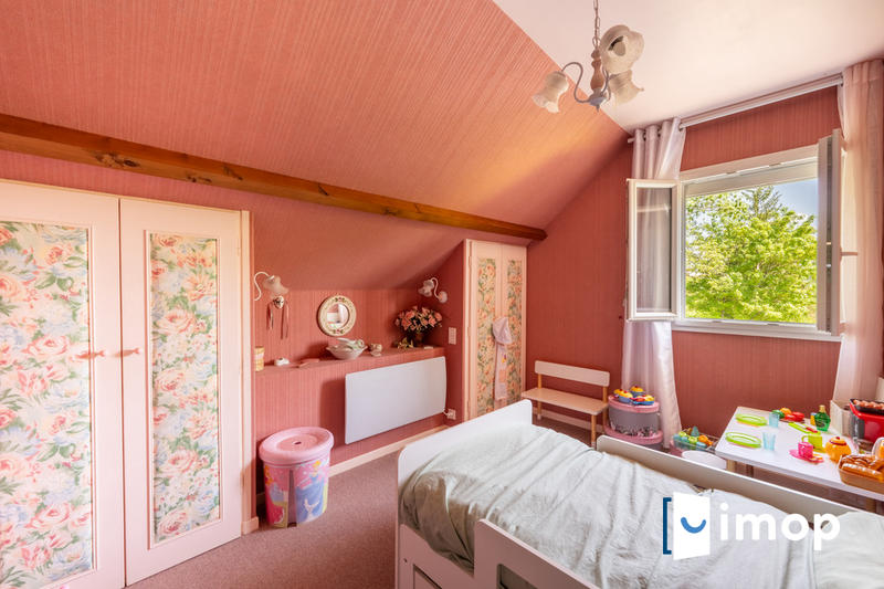 Maison - 263 m² - 10 pièces