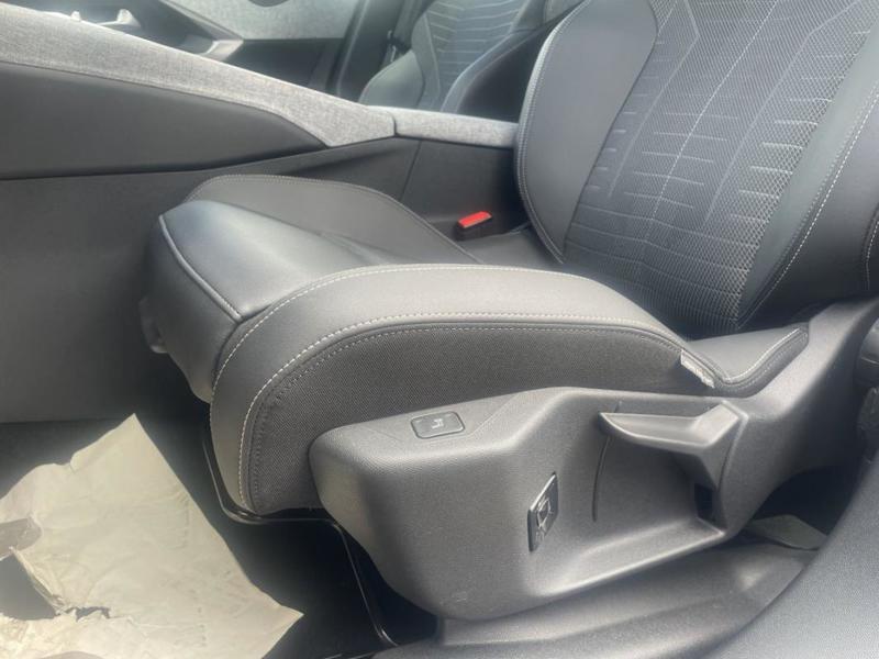 Peugeot 3008 III 1.2 Hybrid 145 E-Dcs6 Allure