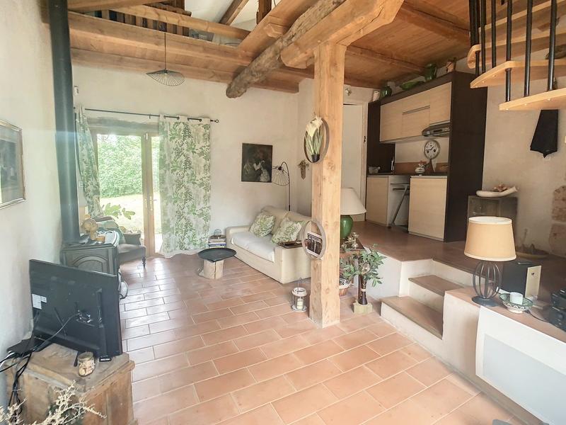 Maison - 300 m² - 7 pièces