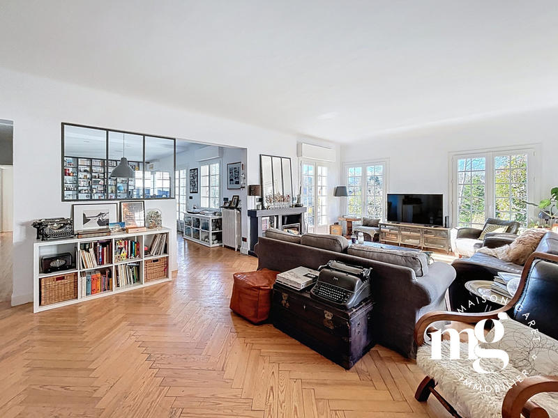 Maison - 192 m² - 6 pièces