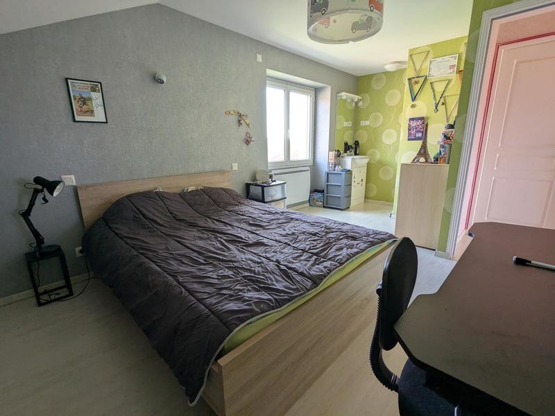 Maison - 258 m² - 6 pièces