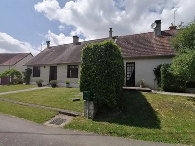 Maison traditionnelle - 98 m² - 3 pièces