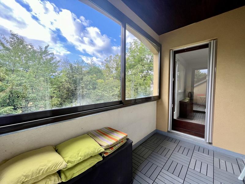 Appartement - 100 m² - 4 pièces