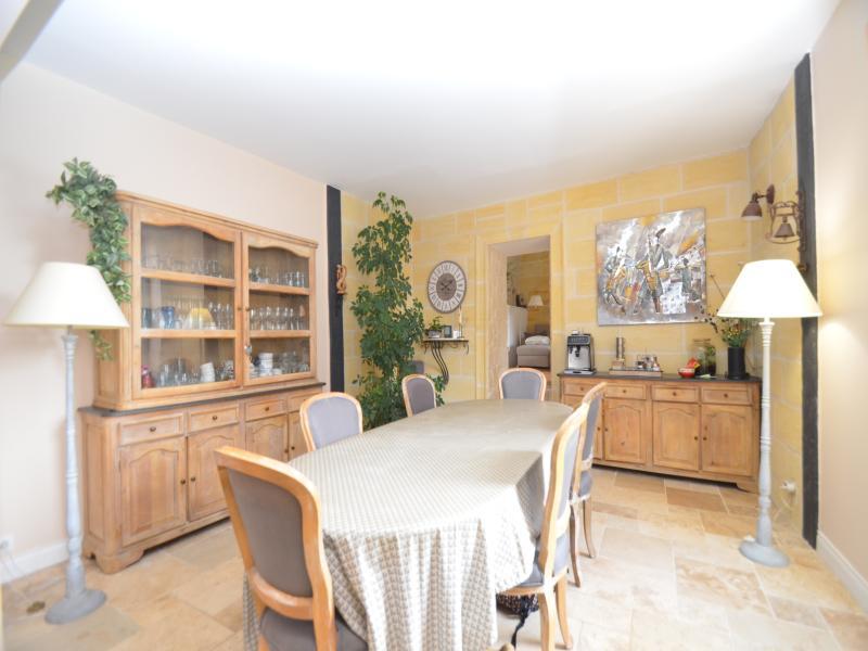 Maison en pierre - 252 m² - 11 pièces