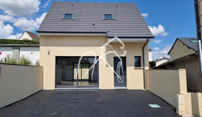 Maison - 91 m² - 5 pièces