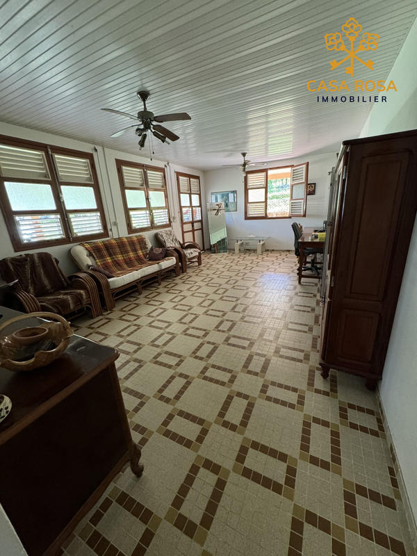 Maison traditionnelle - 94 m² - 4 pièces