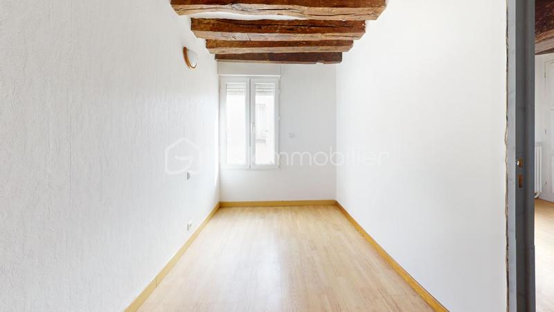 Maison - 150 m² - 10 pièces