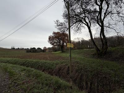 Terrain - 34 735 m²