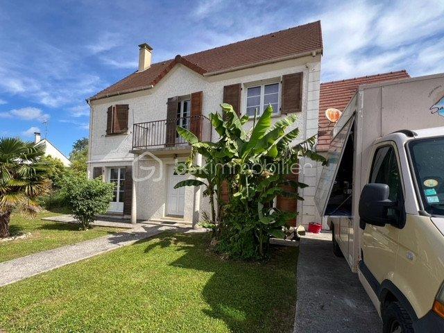 Pavillon - 122 m² - 7 pièces