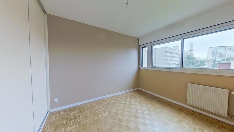 Appartement - 79 m² - 4 pièces