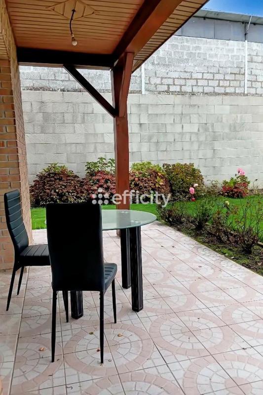 Maison - 122 m² - 8 pièces