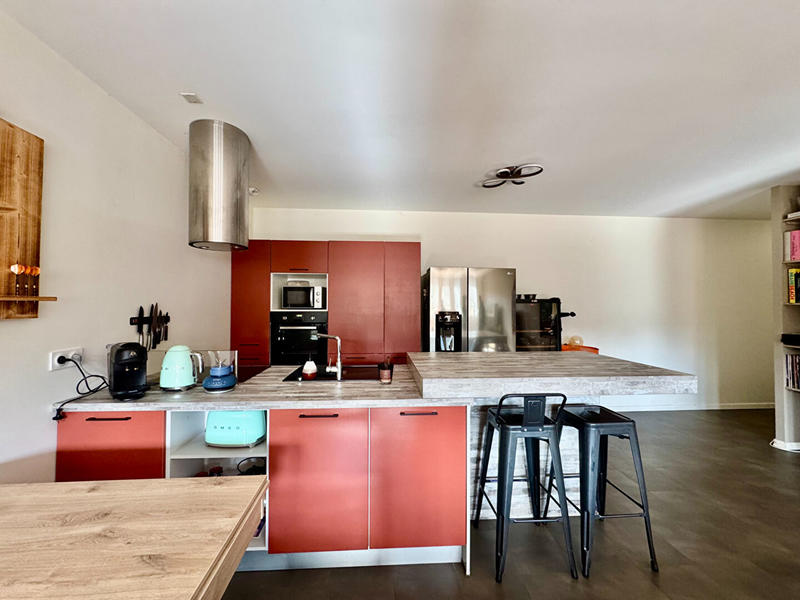 Appartement - 93 m² - 3 pièces