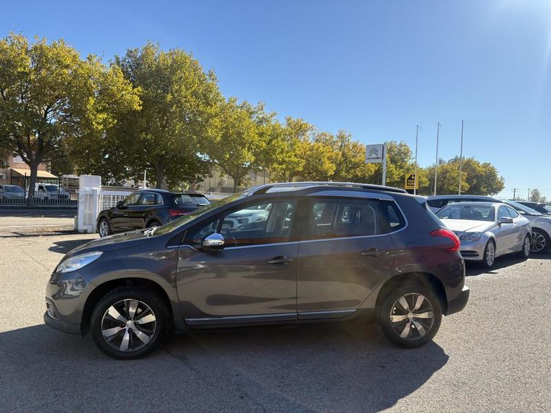 Peugeot 2008 110cv Allure Bvm5 Gps/ Garanties 12 Mois