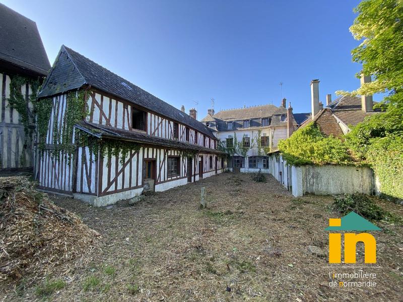 Maison de ville - 500 m² - 15 pièces