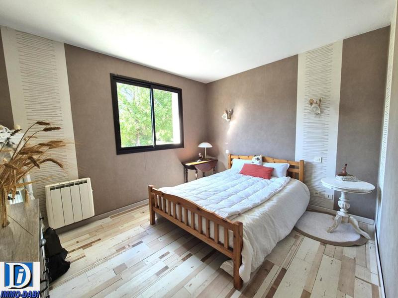 Villa - 180 m² - 7 pièces