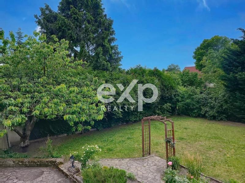 Maison en pierre - 200 m² - 6 pièces