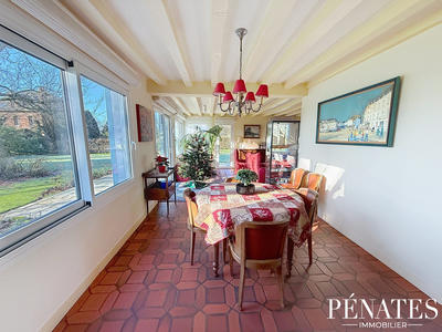 Maison - 172 m² - 7 pièces