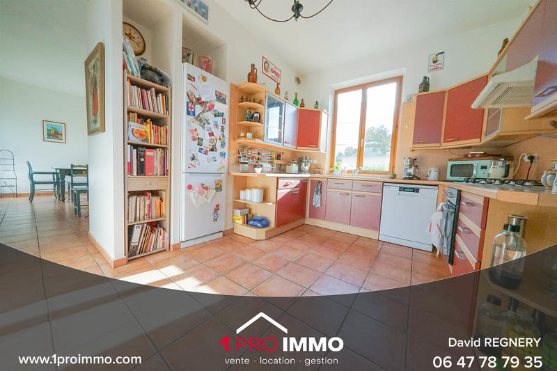 Maison - 224 m² - 8 pièces