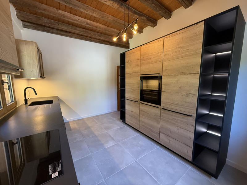 Châlet - 329 m² - 13 pièces