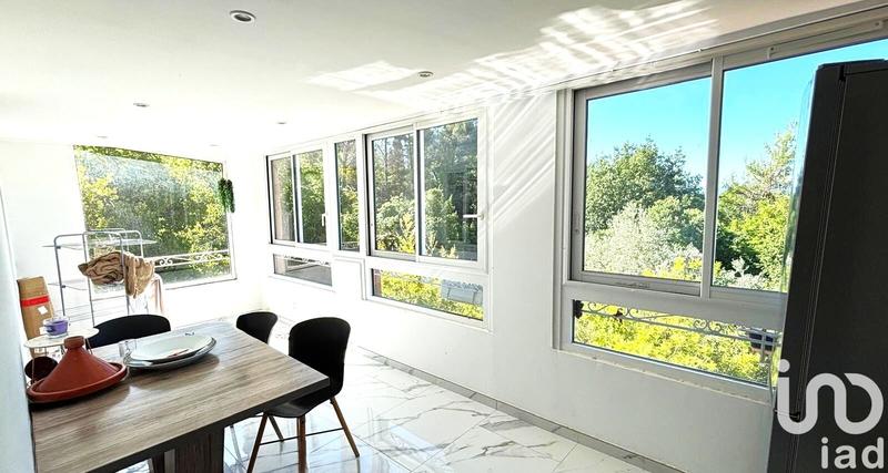 Maison - 485 m² - 27 pièces