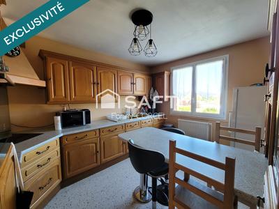 Maison - 83 m² - 4 pièces