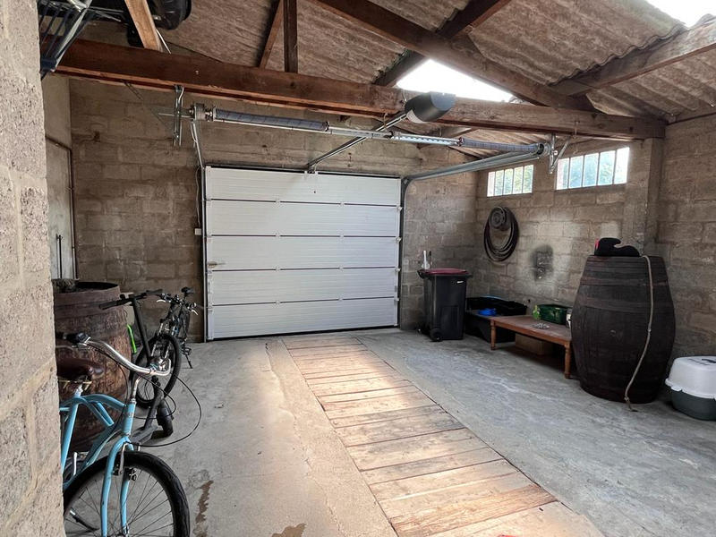 Maison - 182 m² - 7 pièces