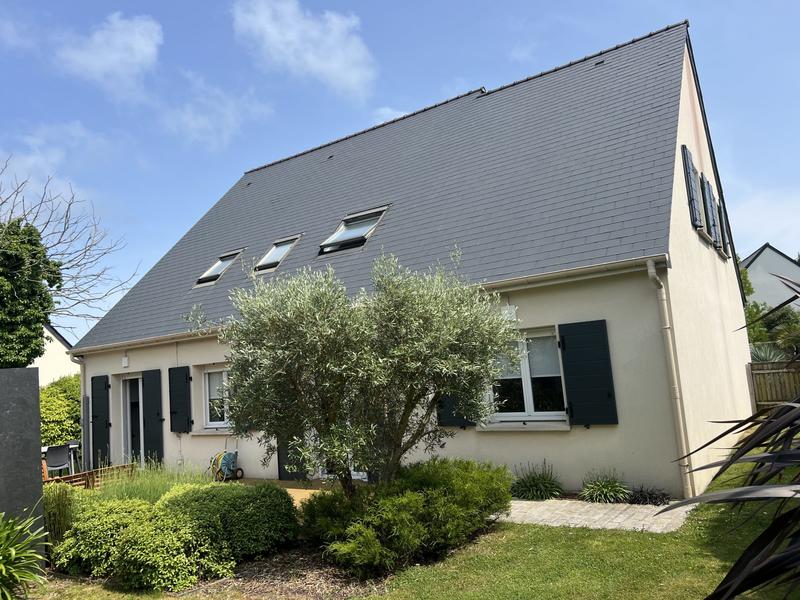 Maison - 161 m² - 6 pièces