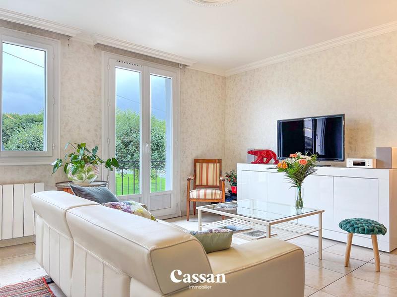 Maison - 98 m² - 6 pièces