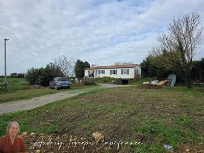 Maison de village - 97 m² - 5 pièces