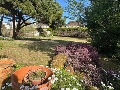 Maison - 185 m² - 7 pièces