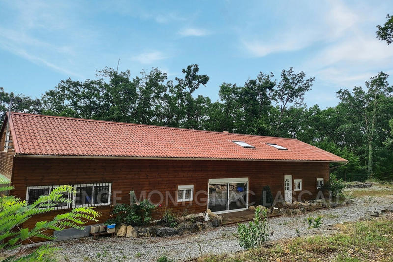 Châlet - 206 m² - 6 pièces