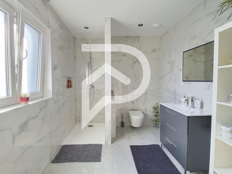 Maison - 134 m² - 6 pièces