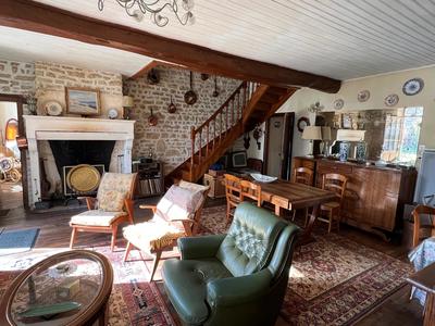 Maison - 150 m² - 7 pièces