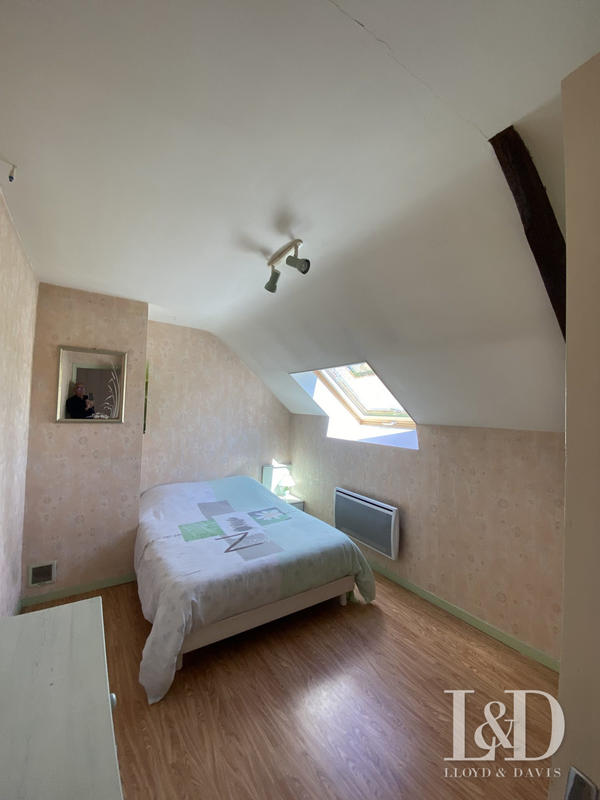 Maison traditionnelle - 160 m² - 8 pièces