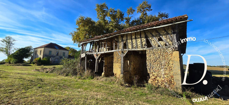 Maison - 200 m² - 9 pièces