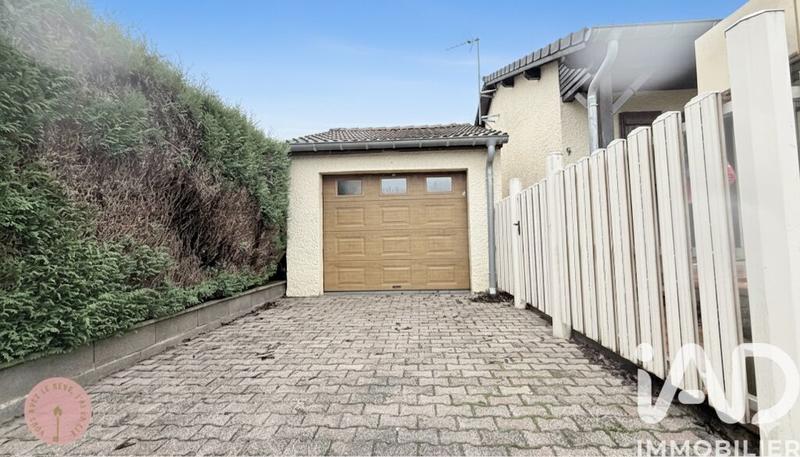 Maison - 97 m² - 5 pièces