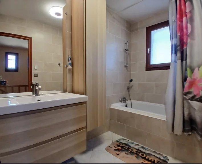 Maison - 115 m² - 4 pièces