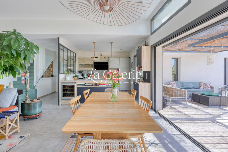 Villa - 143 m² - 5 pièces