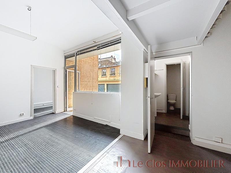 Bureau - 133 m² - 2 pièces