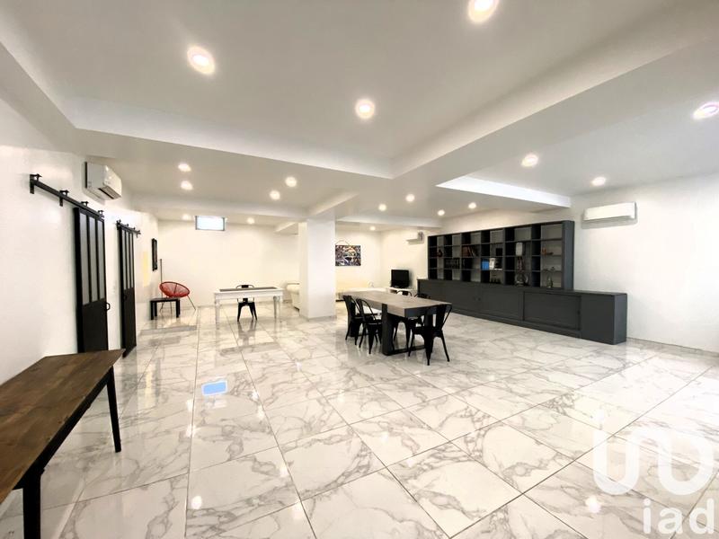 Loft - 134 m² - 2 pièces