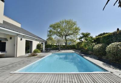 Maison - 224 m² - 10 pièces