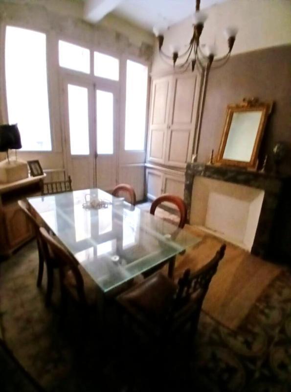 Maison - 200 m² - 7 pièces