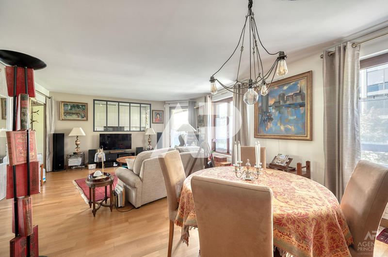 Appartement - 87 m² - 3 pièces