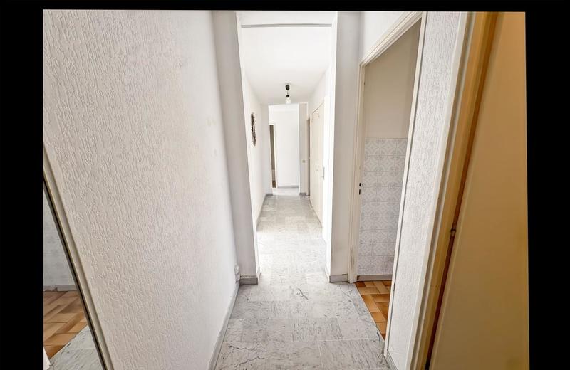 Appartement - 79 m² - 4 pièces