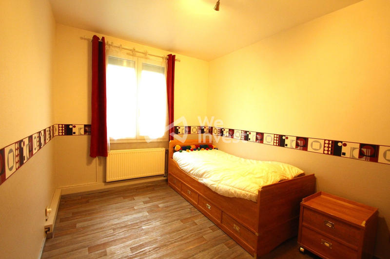 Maison - 275 m² - 6 pièces