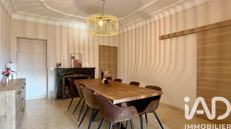 Maison - 225 m² - 10 pièces