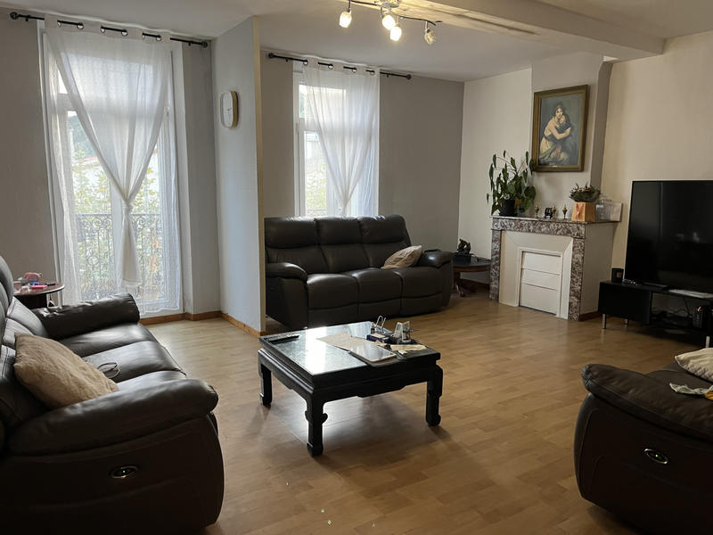 Propriété - 400 m² - 16 pièces