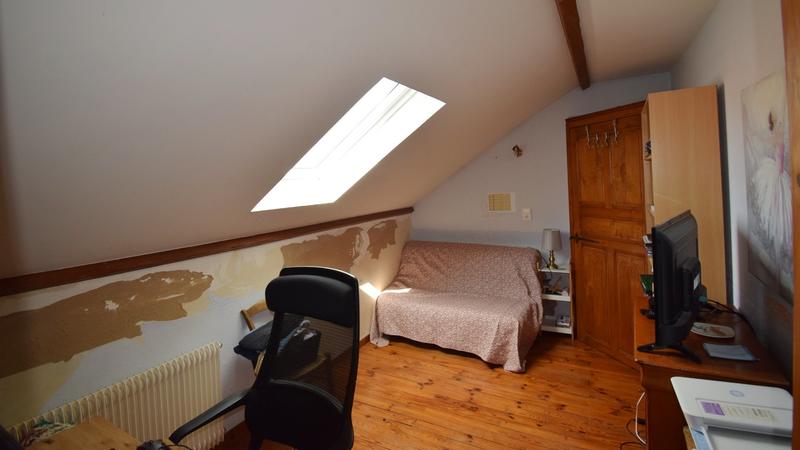 Maison - 137 m² - 6 pièces