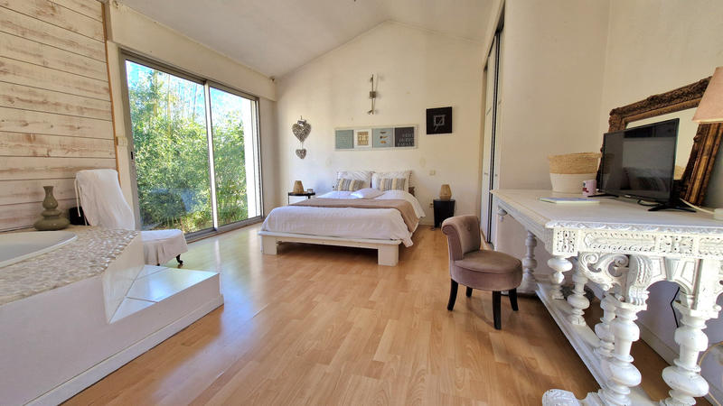 Villa - 200 m² - 5 pièces