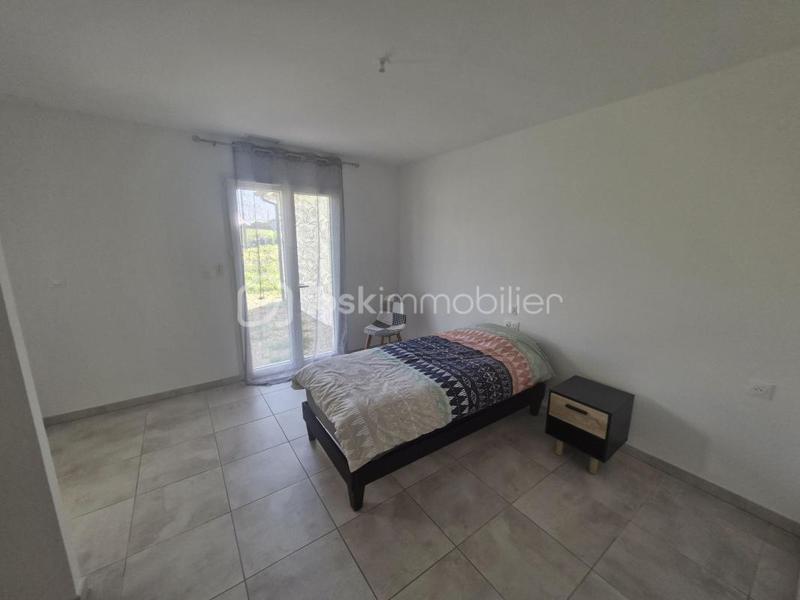 Maison traditionnelle - 325 m² - 7 pièces